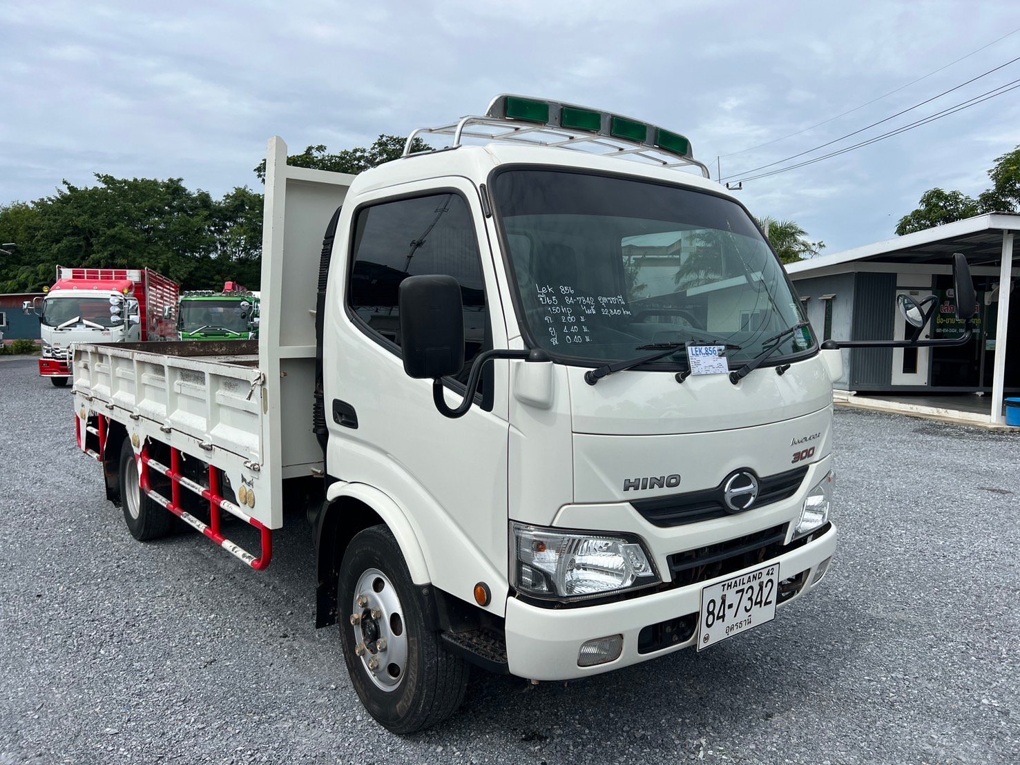 HINO XZU 150 HP ปี 65 ไมล์ 22,840 km.# 6 ล้อ กระบะเหล็กแผงเตี้ย ยาว 4.40 เมตร#LEK856