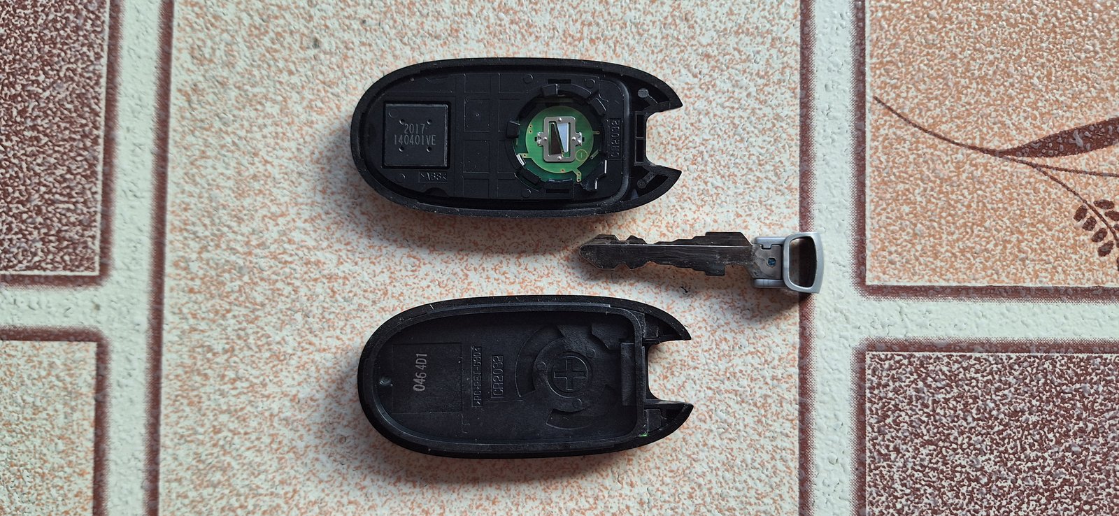 กุญแจรีโมท SUZUKI แท้ มือสองจากญี่ปุ่น กุญแจรีโมท SUZUKI แท้ มือสองจากญี่ปุ่น