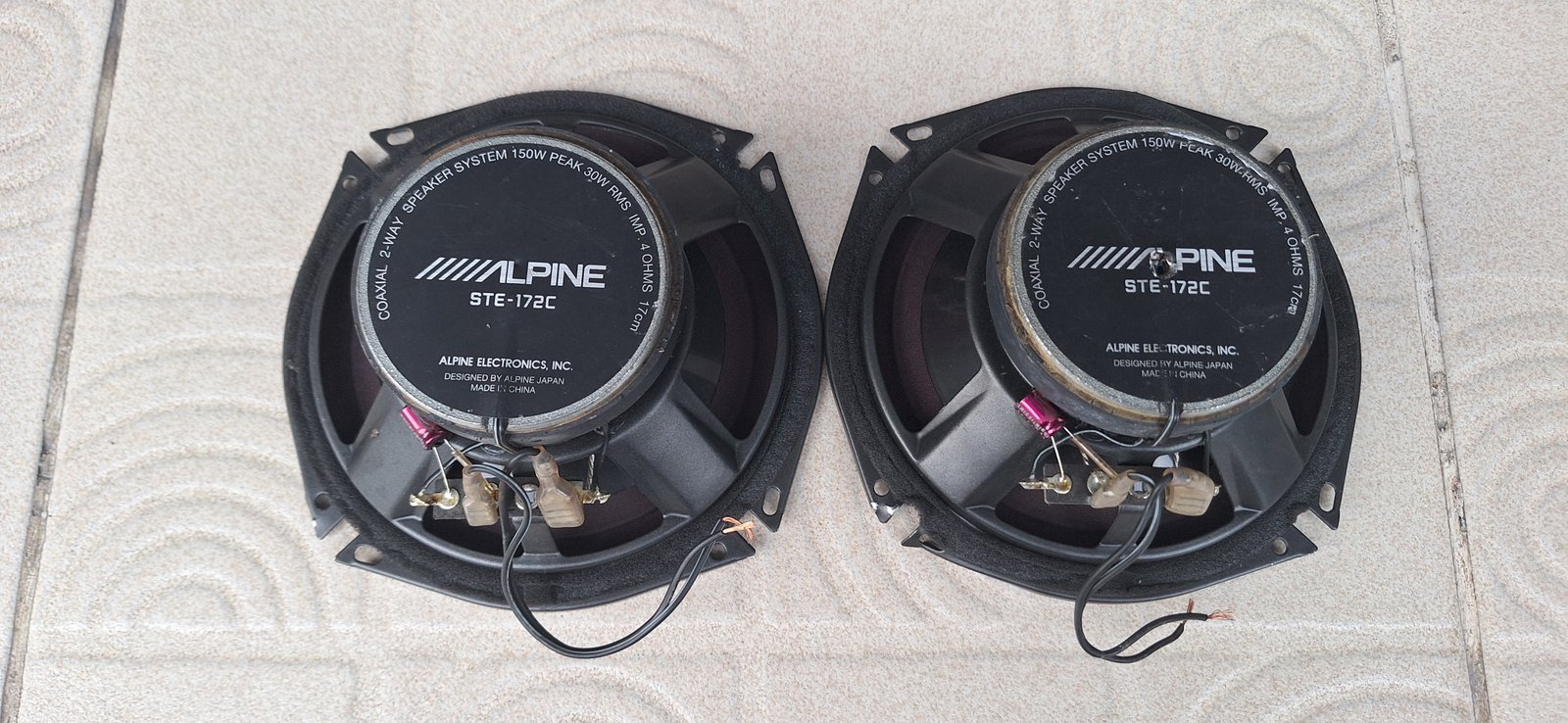ดอกลำโพงรถยนต์ ALPINE  ขนาด 6 6.5นิ้ว แกนร่วม2ทาง แกนทวิสเตอร์หัก
