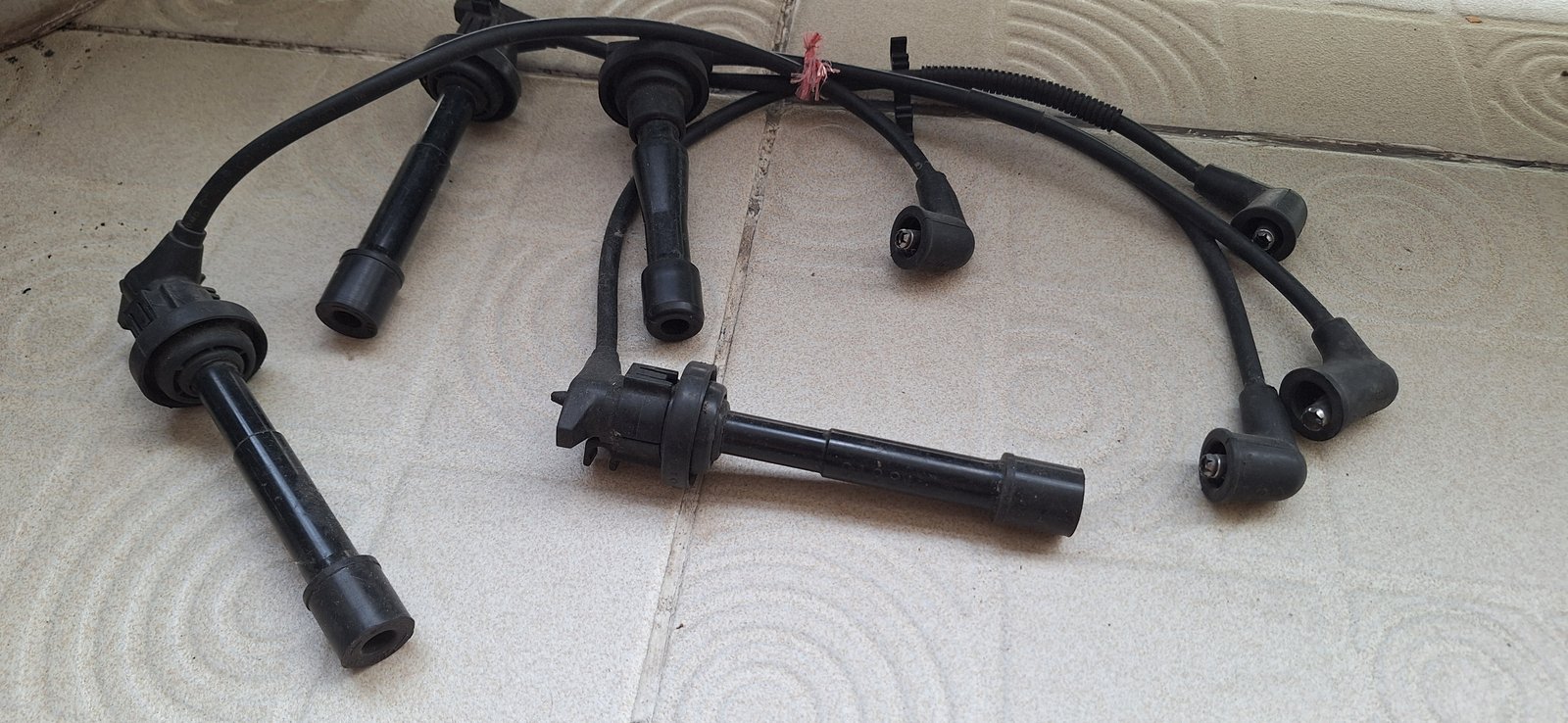 สายหัวเทียน Nissan รุ่นเก่า SUMITOMO แท้ มือสองจากญี่ปุ่น