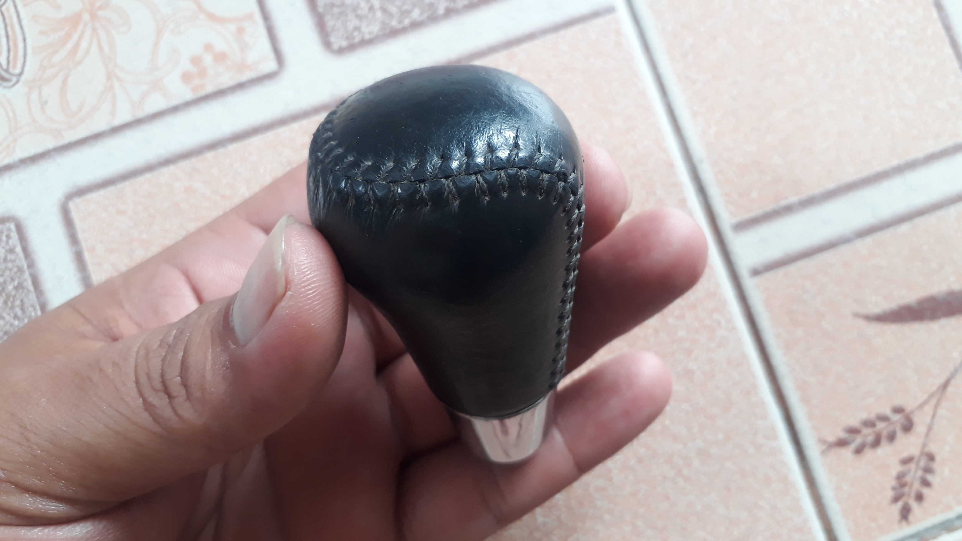 หัวเกียร์ TOYOTA Wish แท้ แบบหนังเย็บ มือสองจากญี่ปุ่น