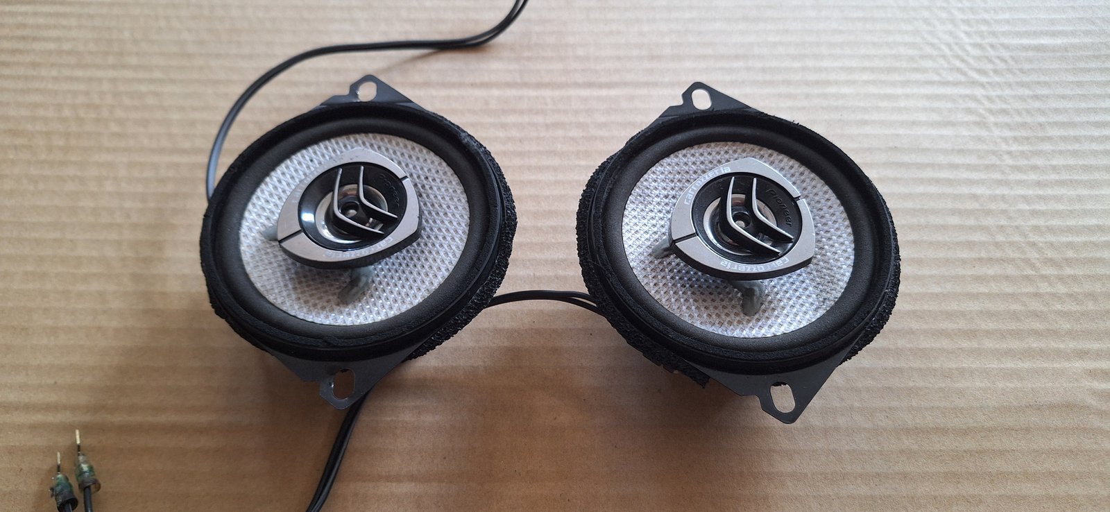 ดอกลำโพง carrozzria Pioneer TS-F101 ขนาด4 นิ้ว