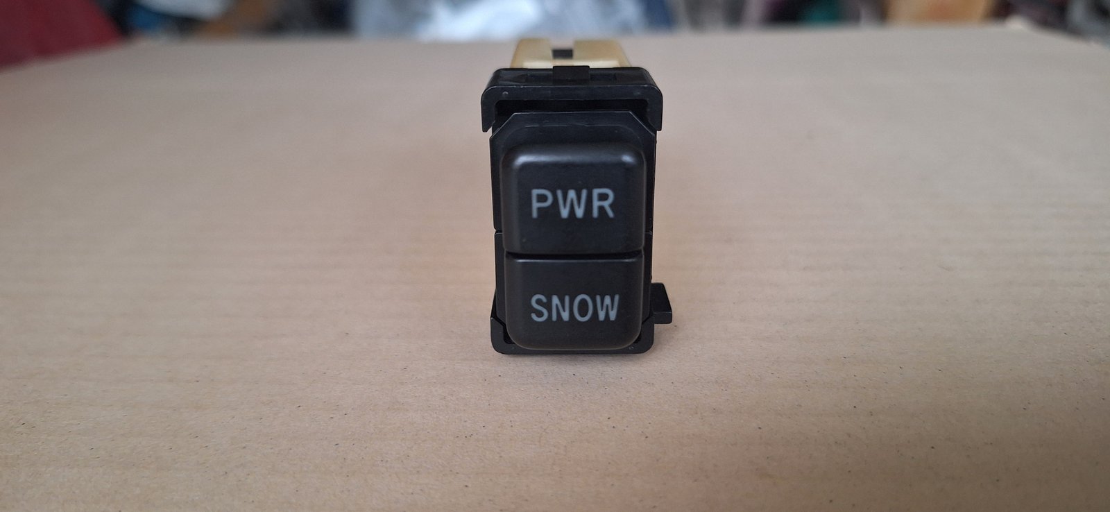 สวิทช์ PWR SNOW TOYOTA แท้ ตรงรุ่น TOYOTA CROWN JZS155