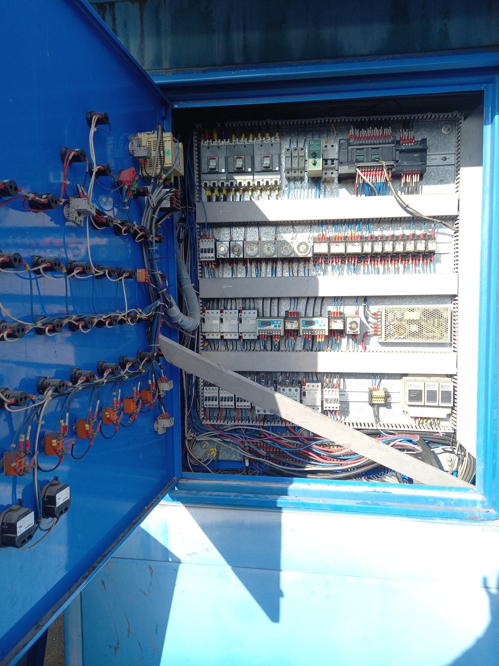 ขายชิลเลอร์แอร์ u-con 15แรง สภาพดีมาก สนใจทักมาสอบถามได้ค่ะ ขายชิลเลอร์แอร์ u-con 15แรง สภาพดีมาก สนใจทักมาสอบถามได้ค่ะ