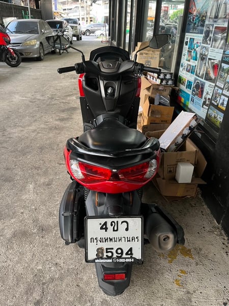 ขาย NMAX ปี 2022 ตัว TOP 55000 บาท รวมโอน