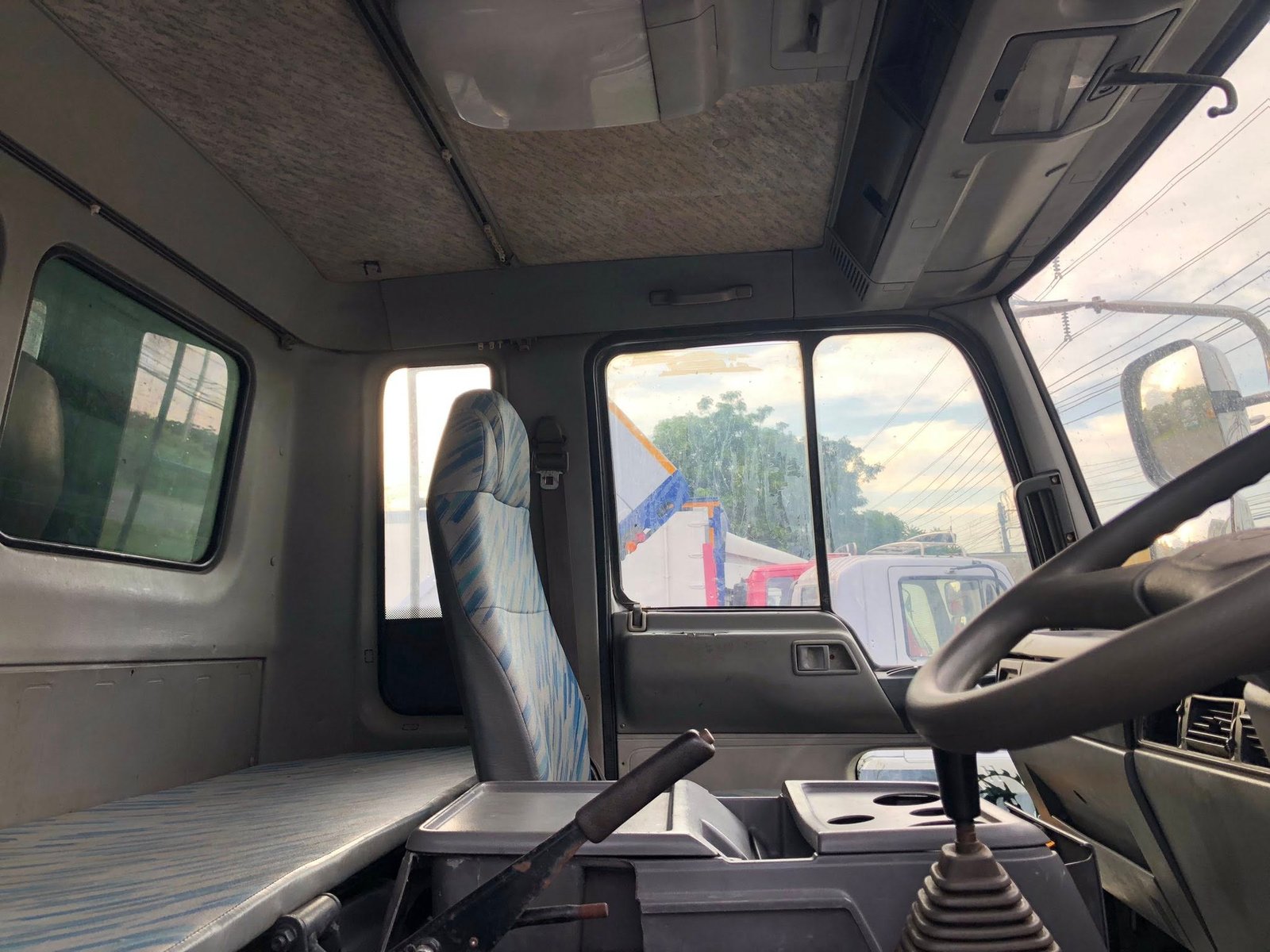 Hino 10ล้อ FM3M 240แรง (2เพลา)