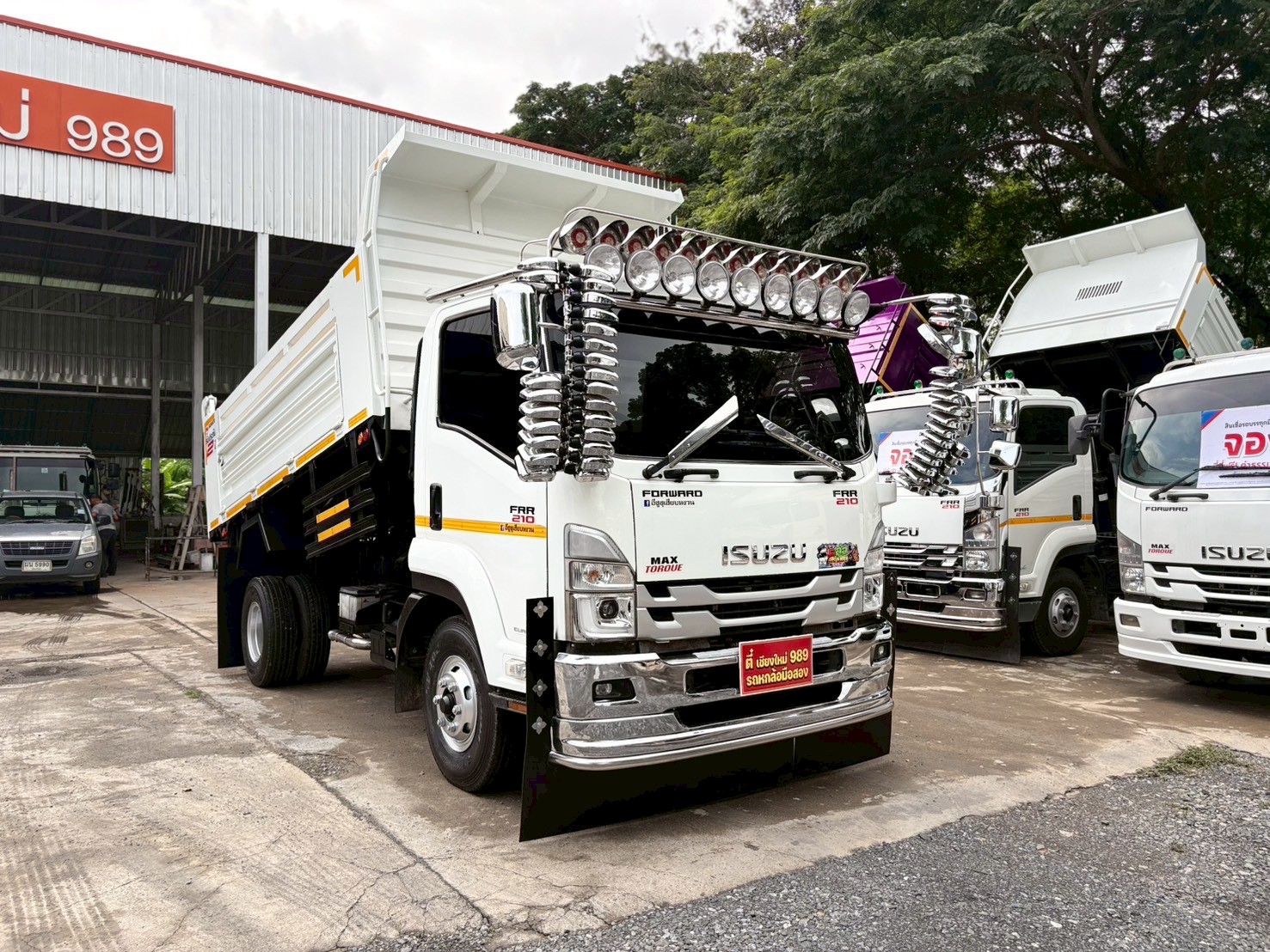ISUZU FRR 210 MAX TORQUE (เฟืองช้า) ปี 66 ราคา 1,280,000 บาท ISUZU FRR 210 MAX TORQUE (เฟืองช้า) ปี 66 ราคา 1,280,000 บาท