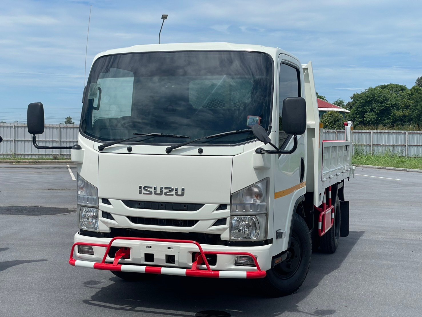 🚚 NMR130 มือสอง ต่อกระบะดั้ม รถปี 62 ราคาเบาๆ 670,000 บาท