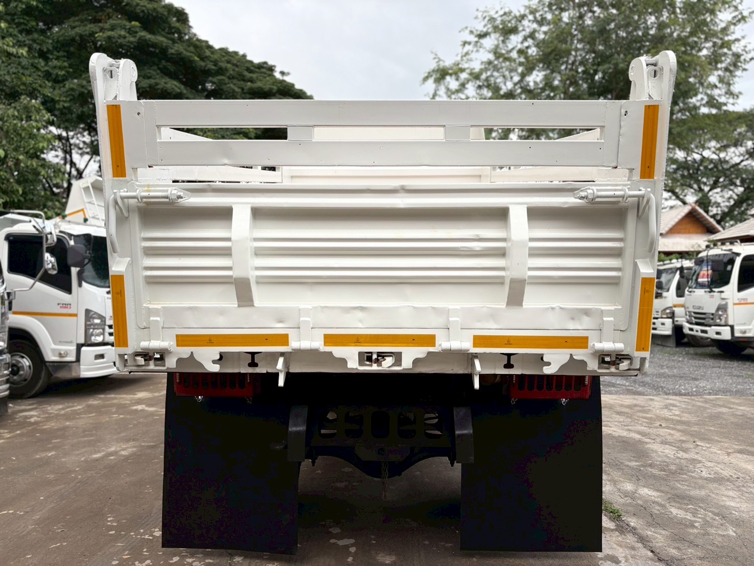 ISUZU FRR 210 MAX TORQUE (เฟืองช้า) ปี 66 ราคา 1,280,000 บาท
