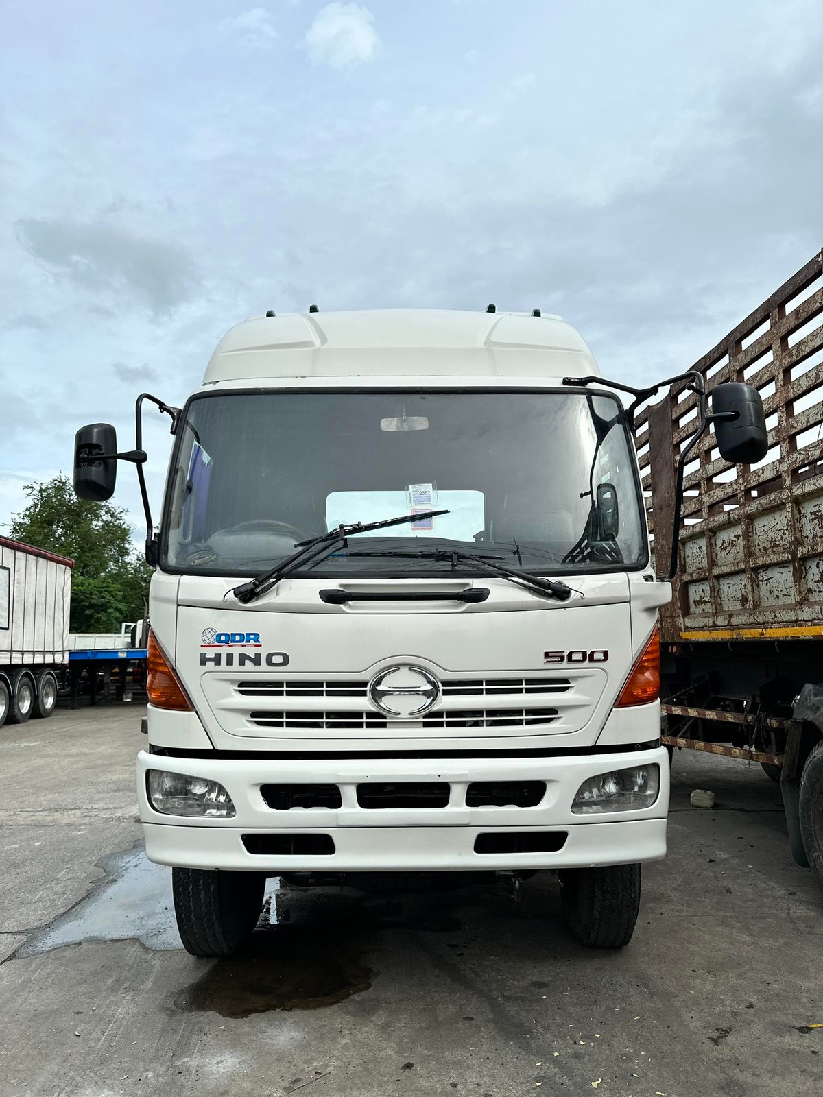 หัวลาก Hino 320ปี 46 รถเดิมๆทั้งลำ ราคา 490,000 บาท