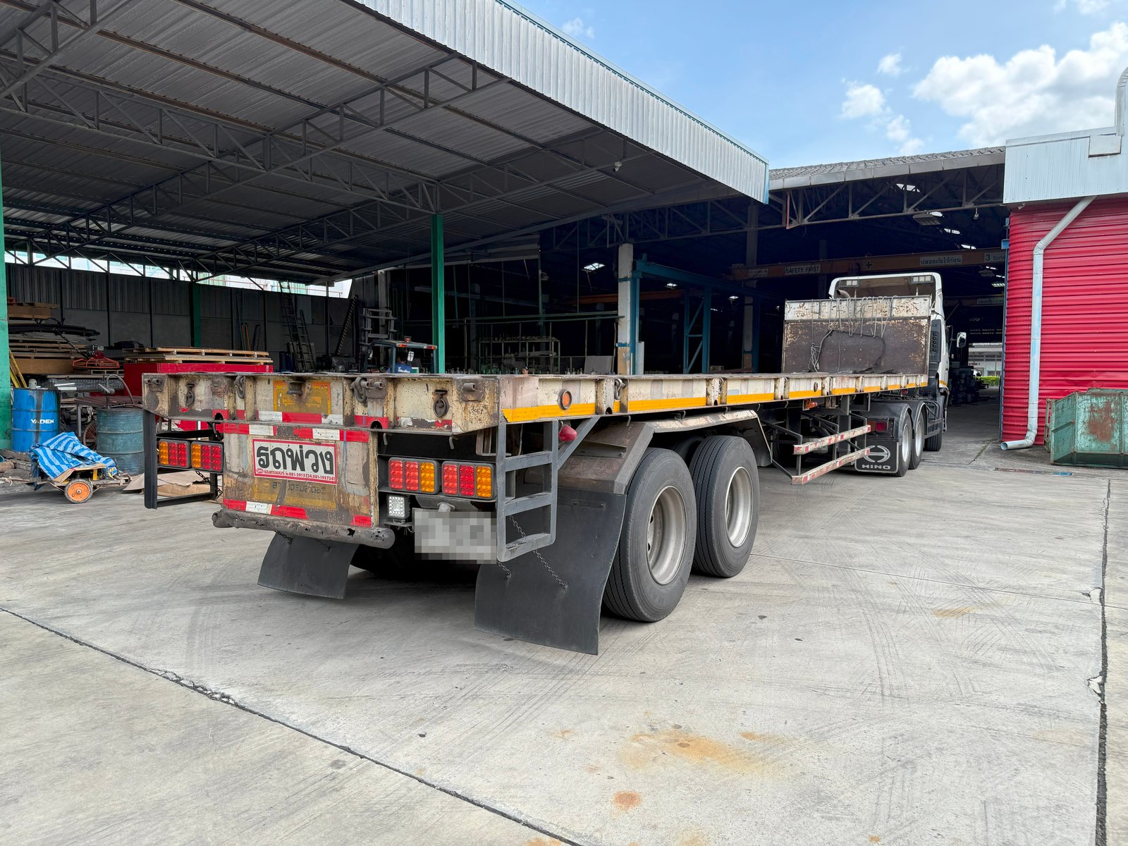 ขายด่วน ! สิบล้อหัวลาก HINO FM2PKPA ปี 47 พร้อมพ่วงพื้นเรียบ SAMMIT ขายด่วน ! สิบล้อหัวลาก HINO FM2PKPA ปี 47 พร้อมพ่วงพื้นเรียบ SAMMIT