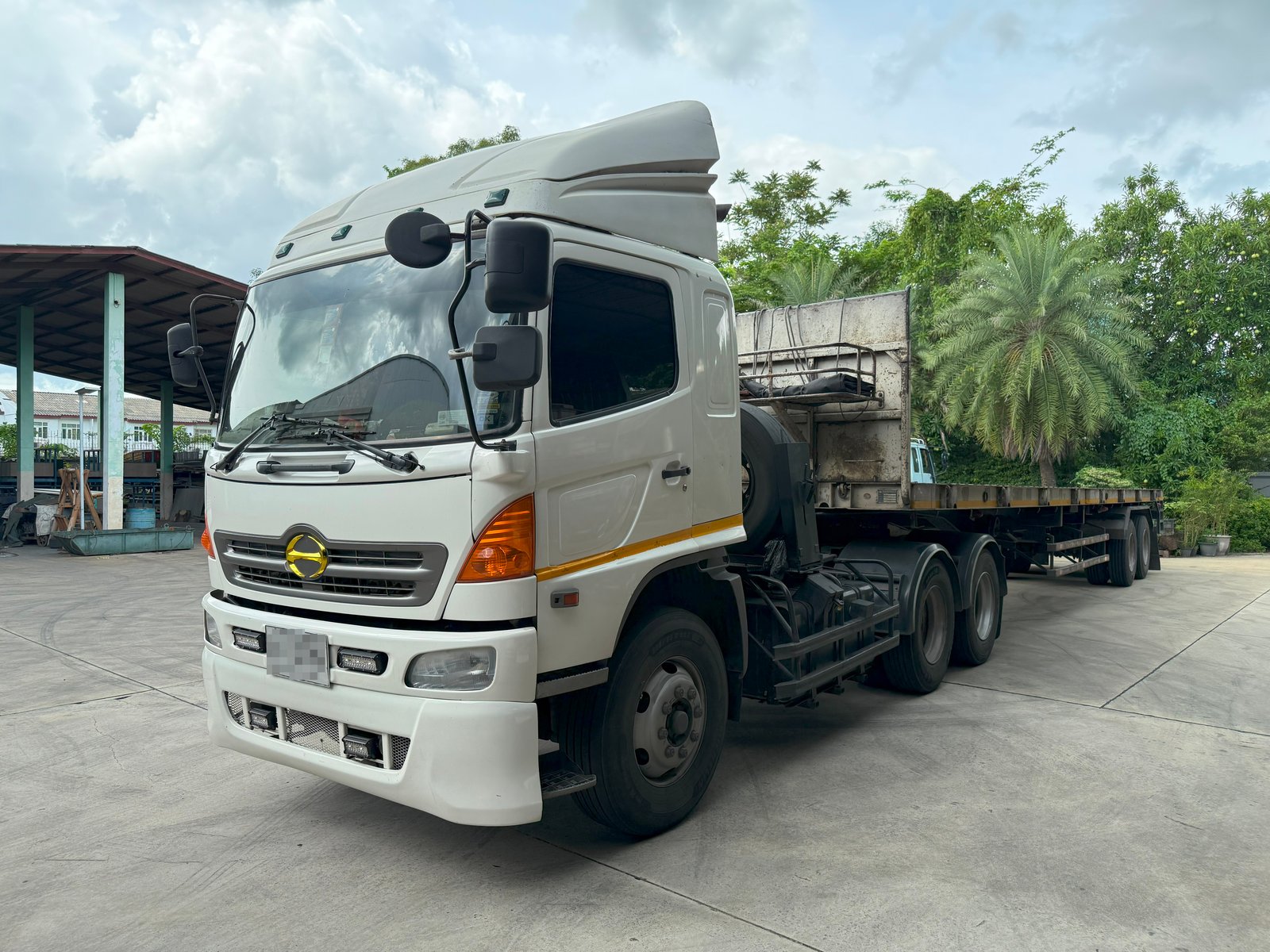 ขายด่วน ! สิบล้อหัวลาก HINO FM2PKPA ปี 47 พร้อมพ่วงพื้นเรียบ SAMMIT ขายด่วน ! สิบล้อหัวลาก HINO FM2PKPA ปี 47 พร้อมพ่วงพื้นเรียบ SAMMIT