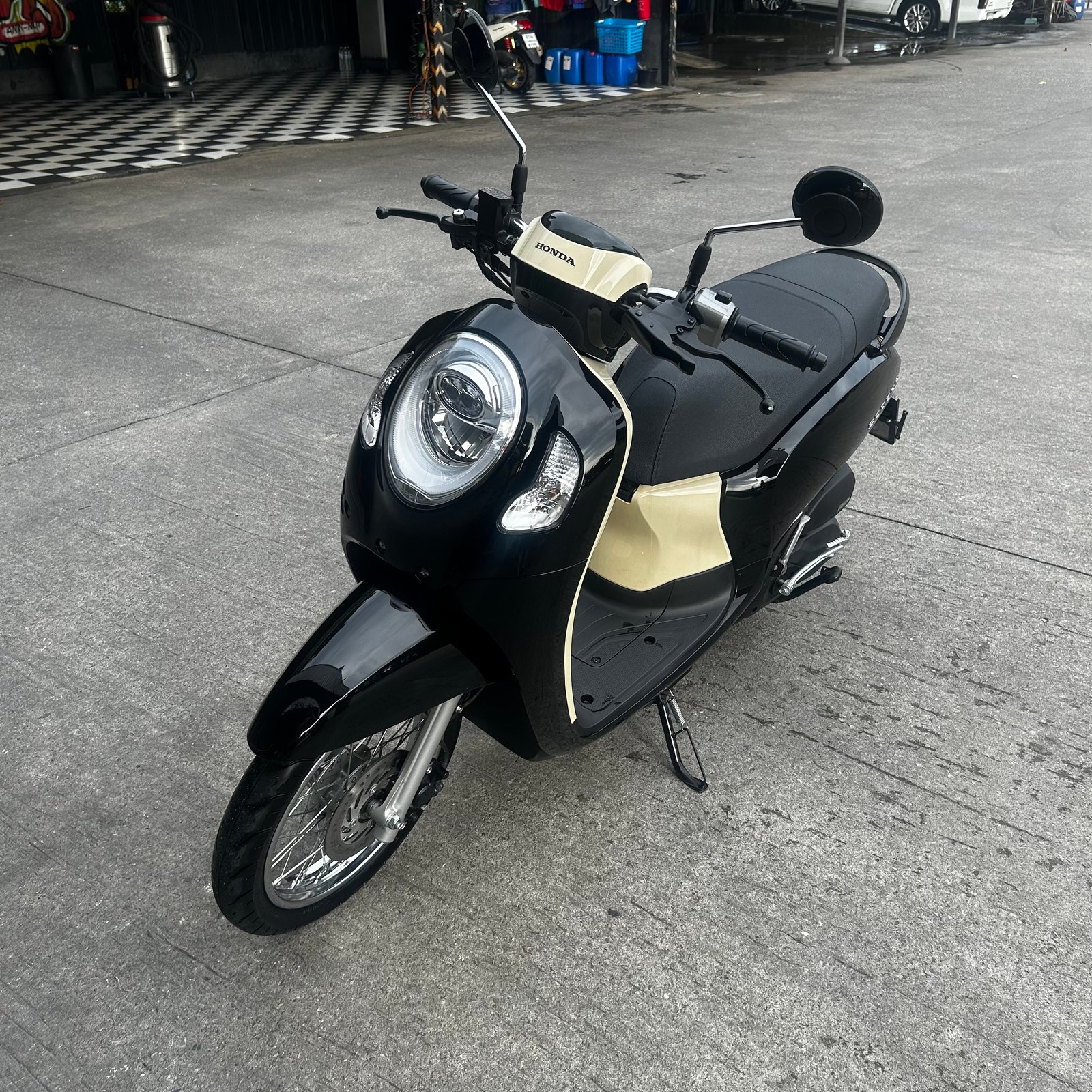 รถมอเตอร์ไซค์ Scoopy ปี2024 สีดำ