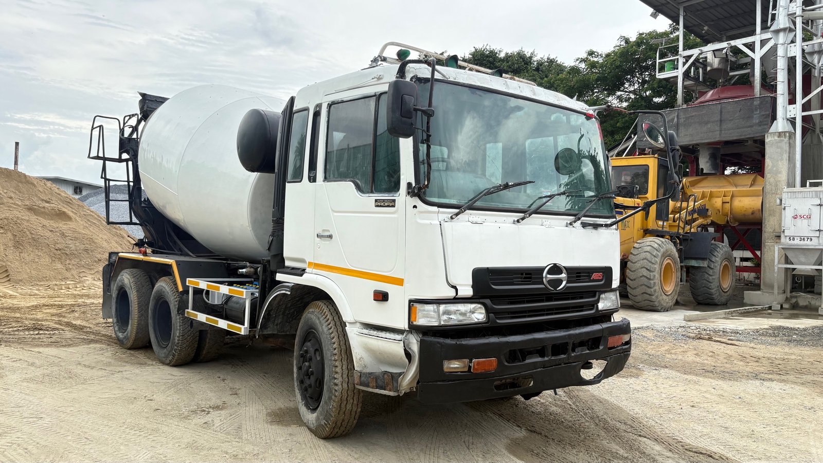 🎈 Hino profia เครื่อง k13 210 แรงม้า โม่ 7 คิว 6 เกียร์ธรรมดา 🎈 Hino profia เครื่อง k13 210 แรงม้า โม่ 7 คิว 6 เกียร์ธรรมดา