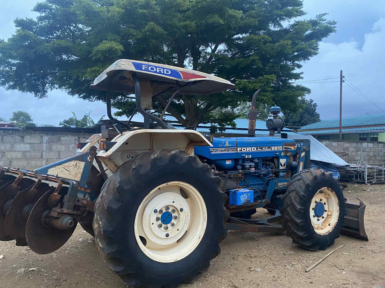 FORD6610  2เพลา พร้อมอุปกรณ์ ผาน7และผาน3