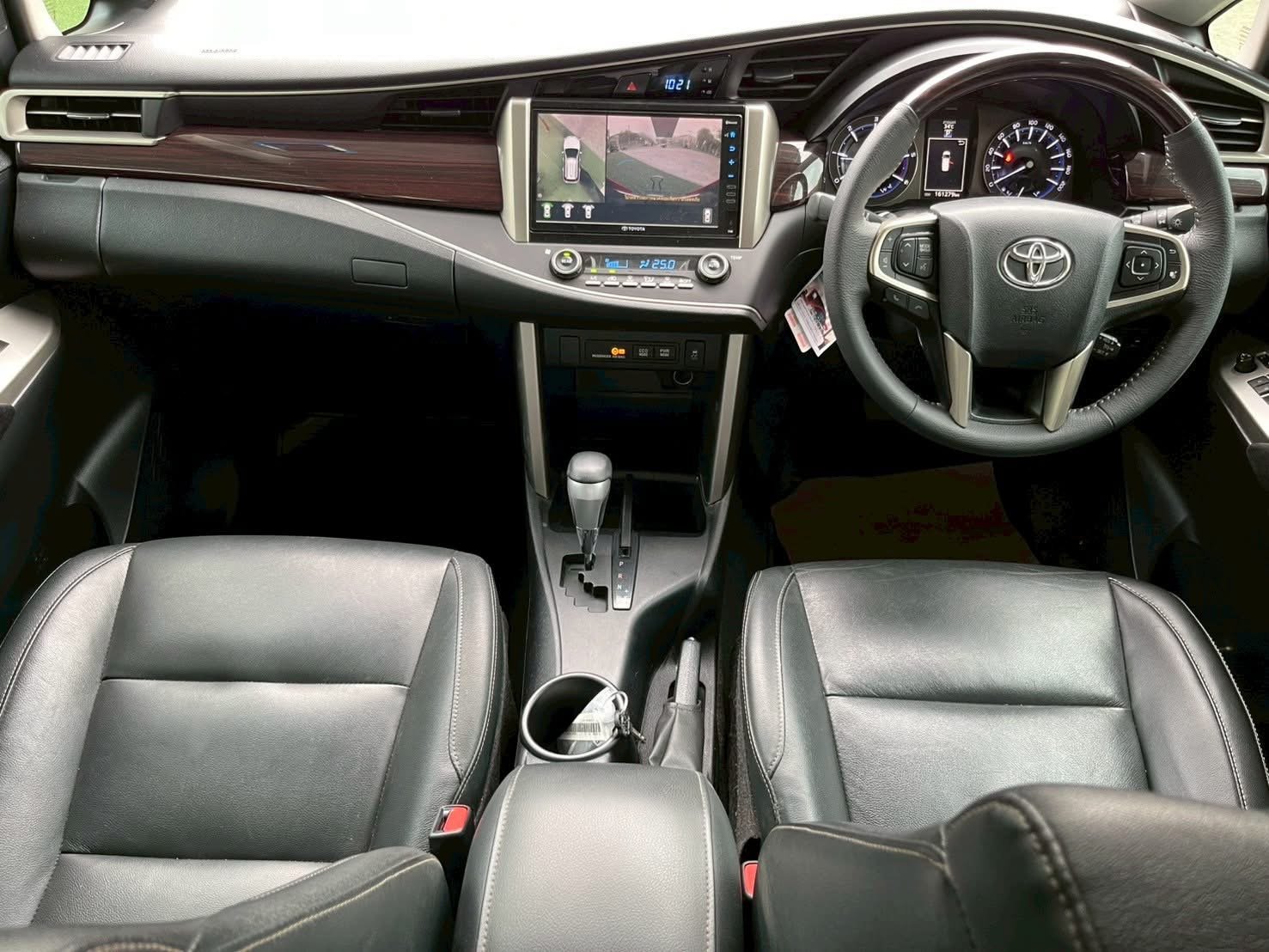 TOYOTA INNOVA CRYSTA 2.8 PREMIUM AUTO ปี 2019 รุ่น TOP TOYOTA INNOVA CRYSTA 2.8 PREMIUM AUTO ปี 2019 รุ่น TOP