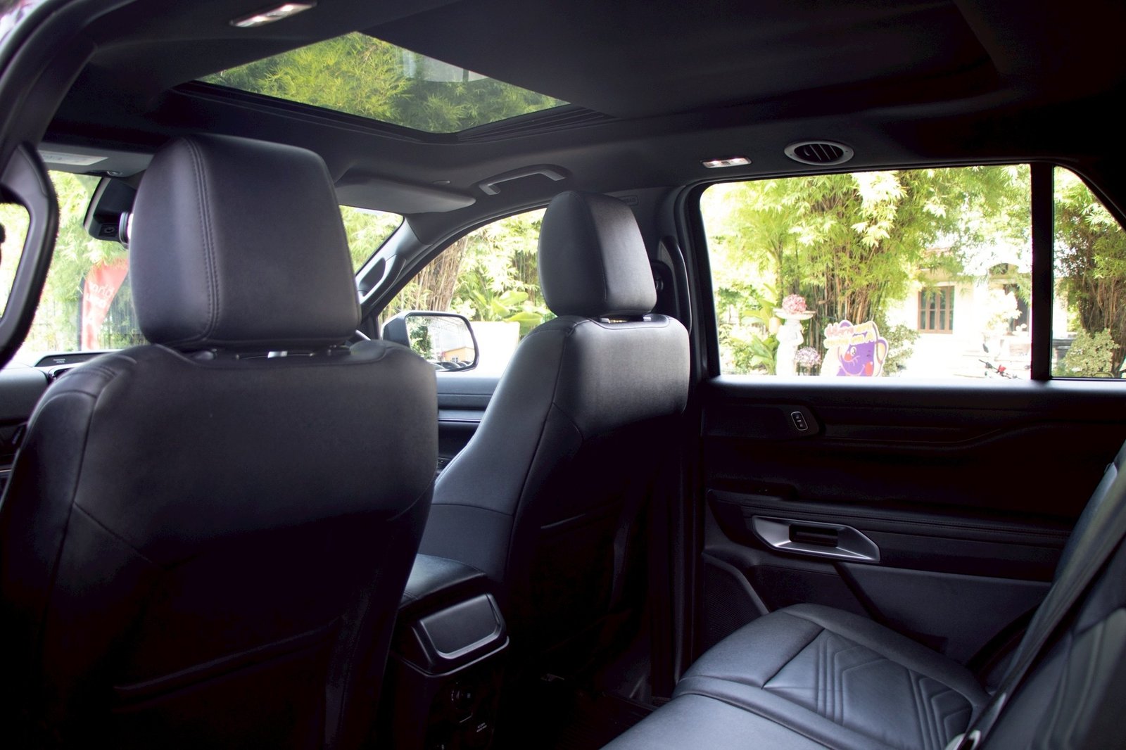 Ford Everest Bi-Turbo Titanium+ 4WD ปี 2025 (โมเดล 2023)