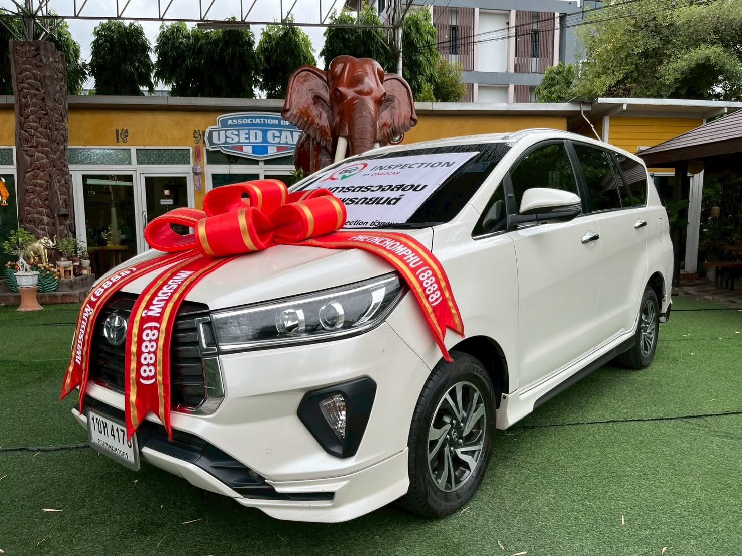 TOYOTA INNOVA CRYSTA 2.8 AT ปี 2021