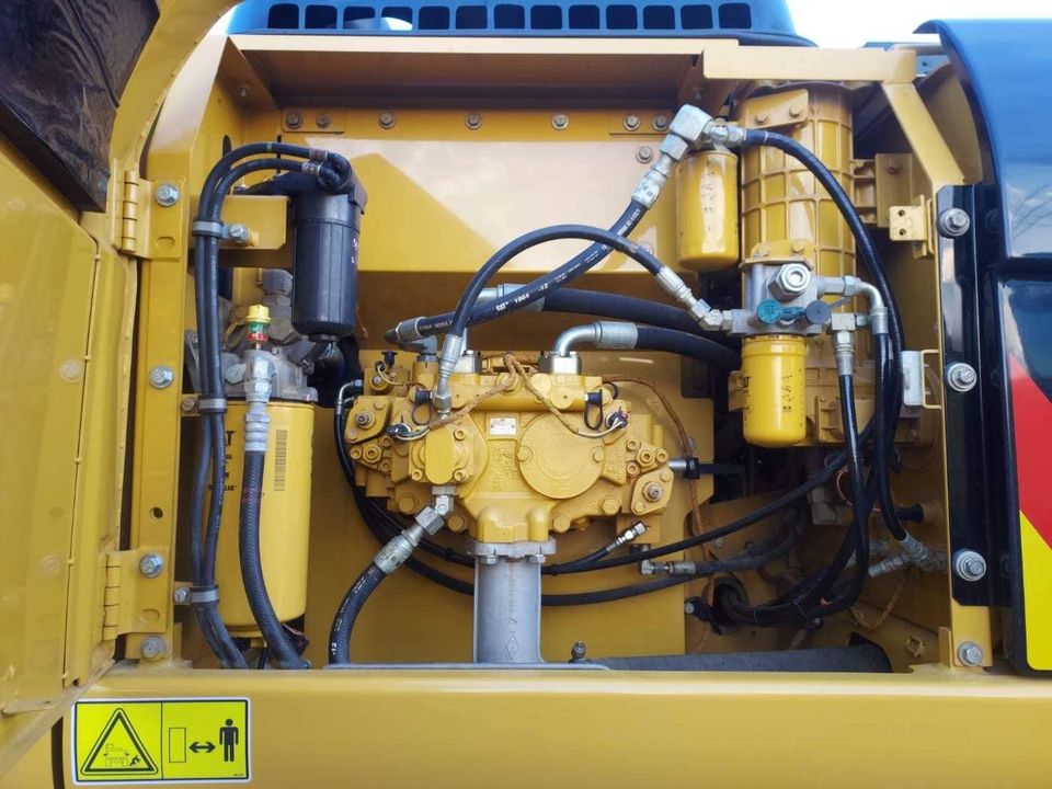 CAT 320D2 TDZ CAT 320D2 TDZ