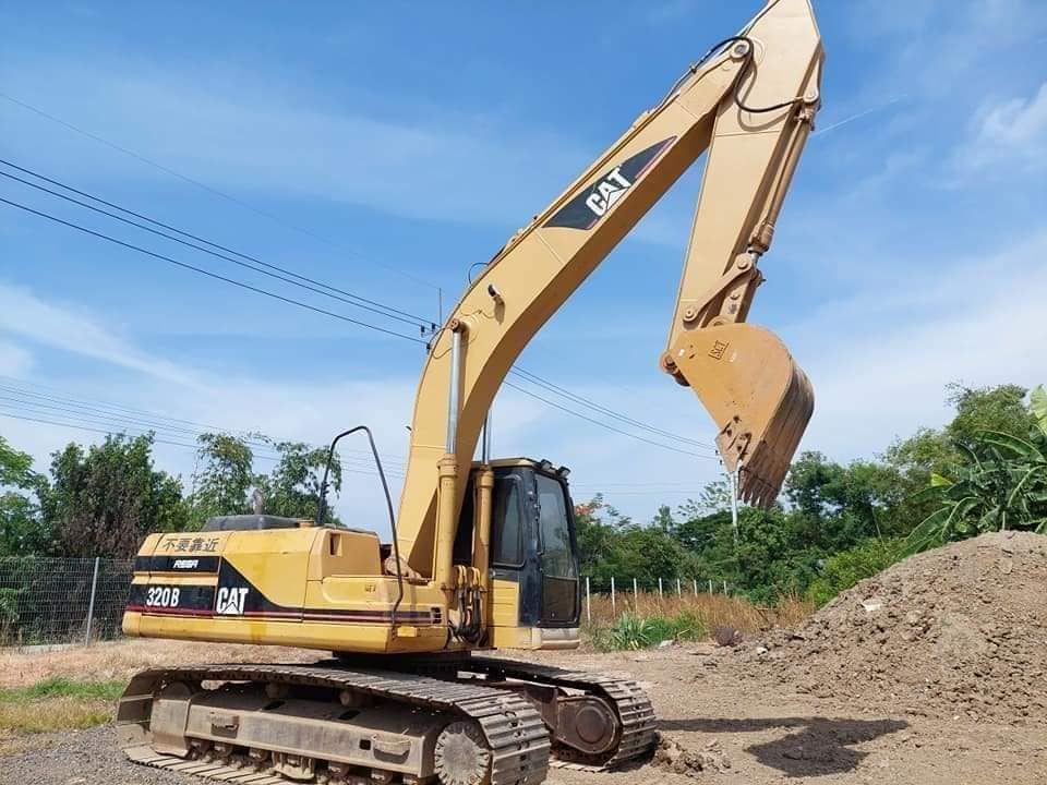 CAT 320B CAT 320B