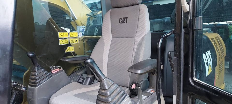 CAT 320D2 TDZ #739. CAT 320D2 TDZ #739.