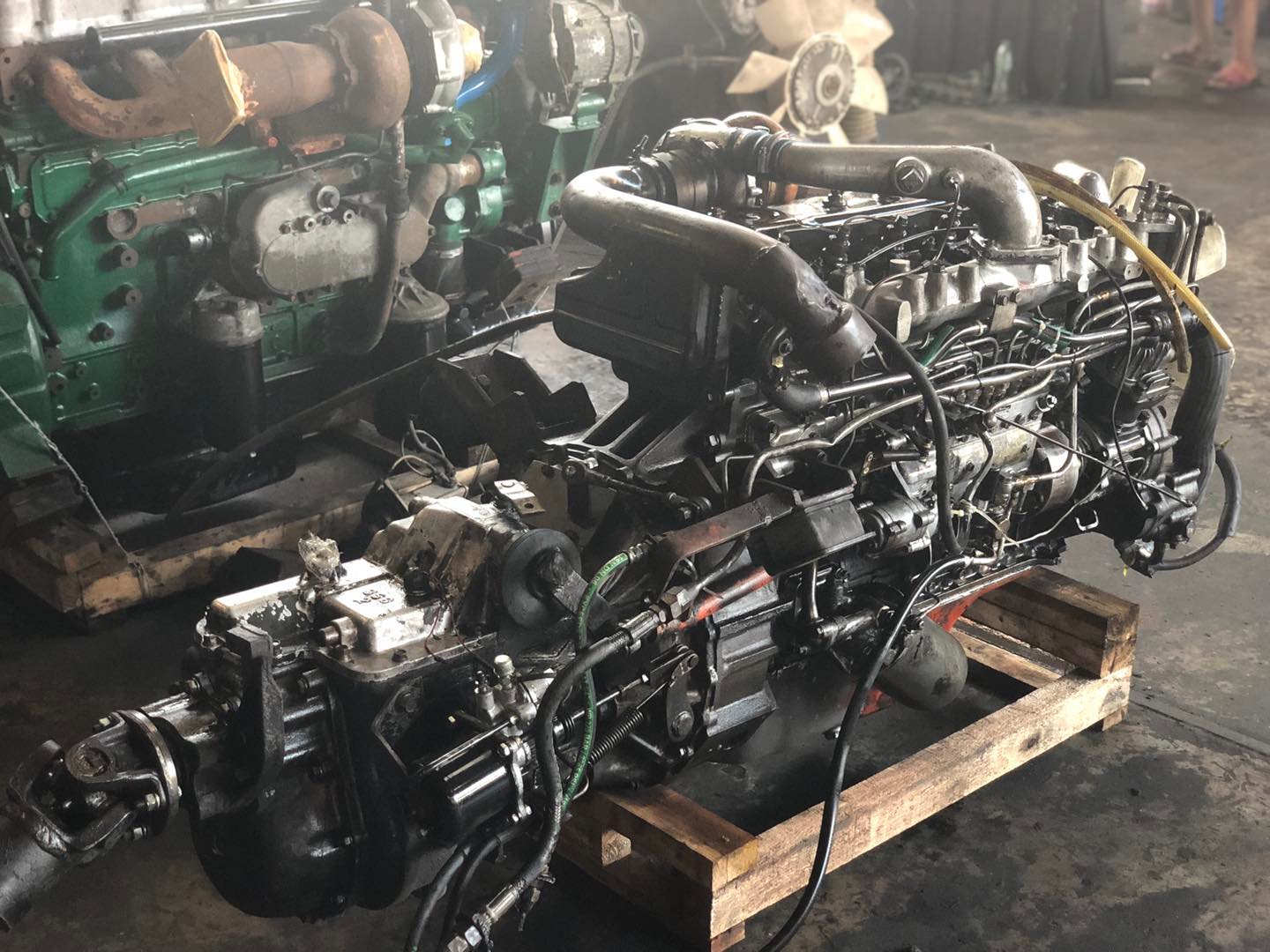 Isuzu 6BD1 Turbo 195 แรงม้า Isuzu 6BD1 Turbo 195 แรงม้า