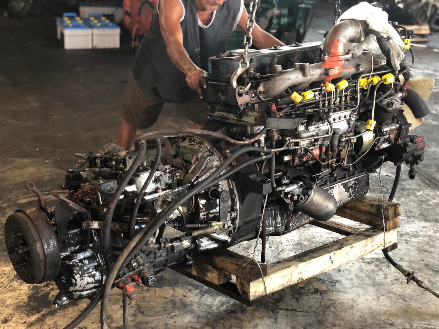 Isuzu 6BG1 175 แรงม้า Isuzu 6BG1 175 แรงม้า