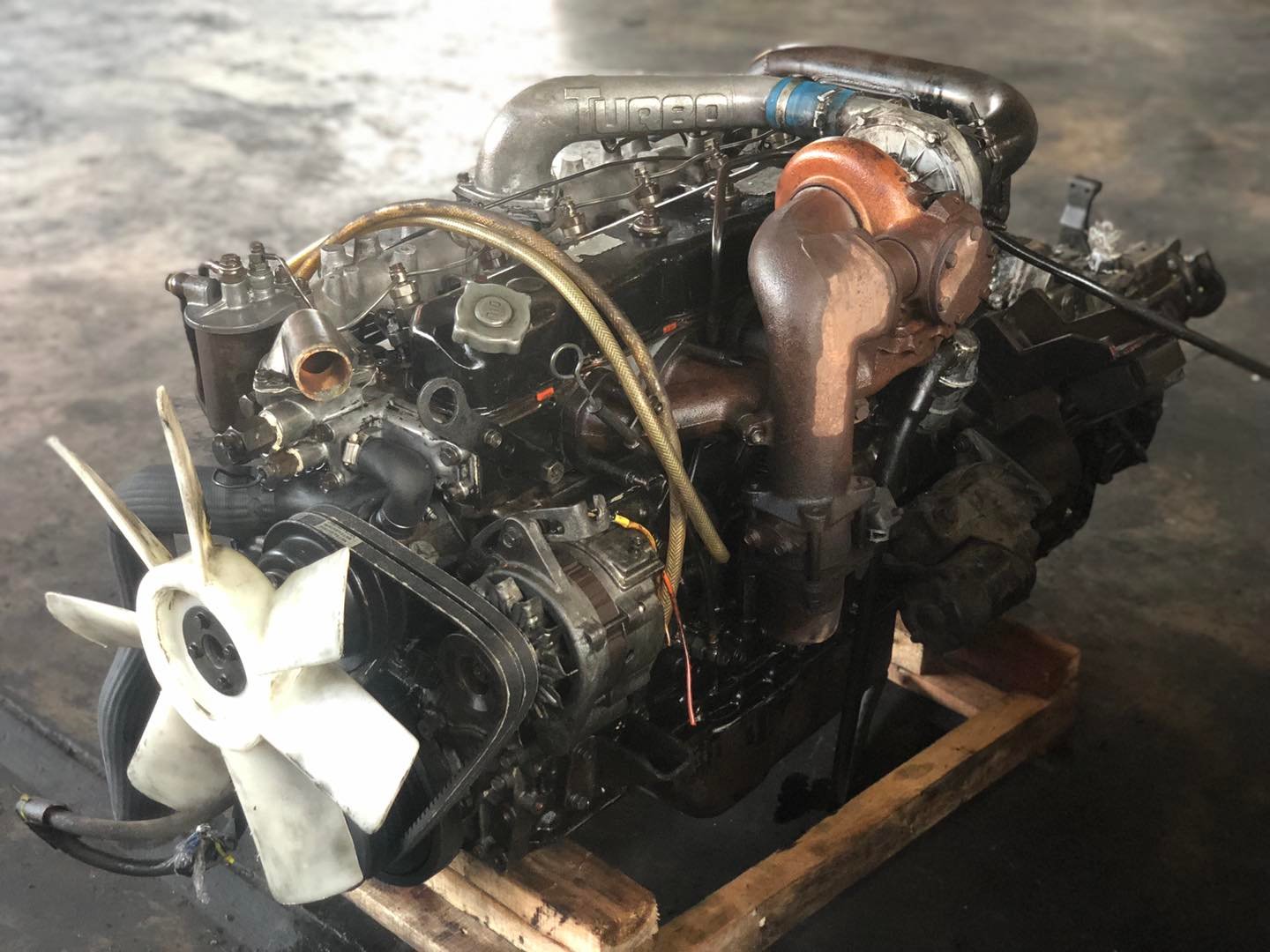 Isuzu 6BD1 Turbo 195 แรงม้า Isuzu 6BD1 Turbo 195 แรงม้า