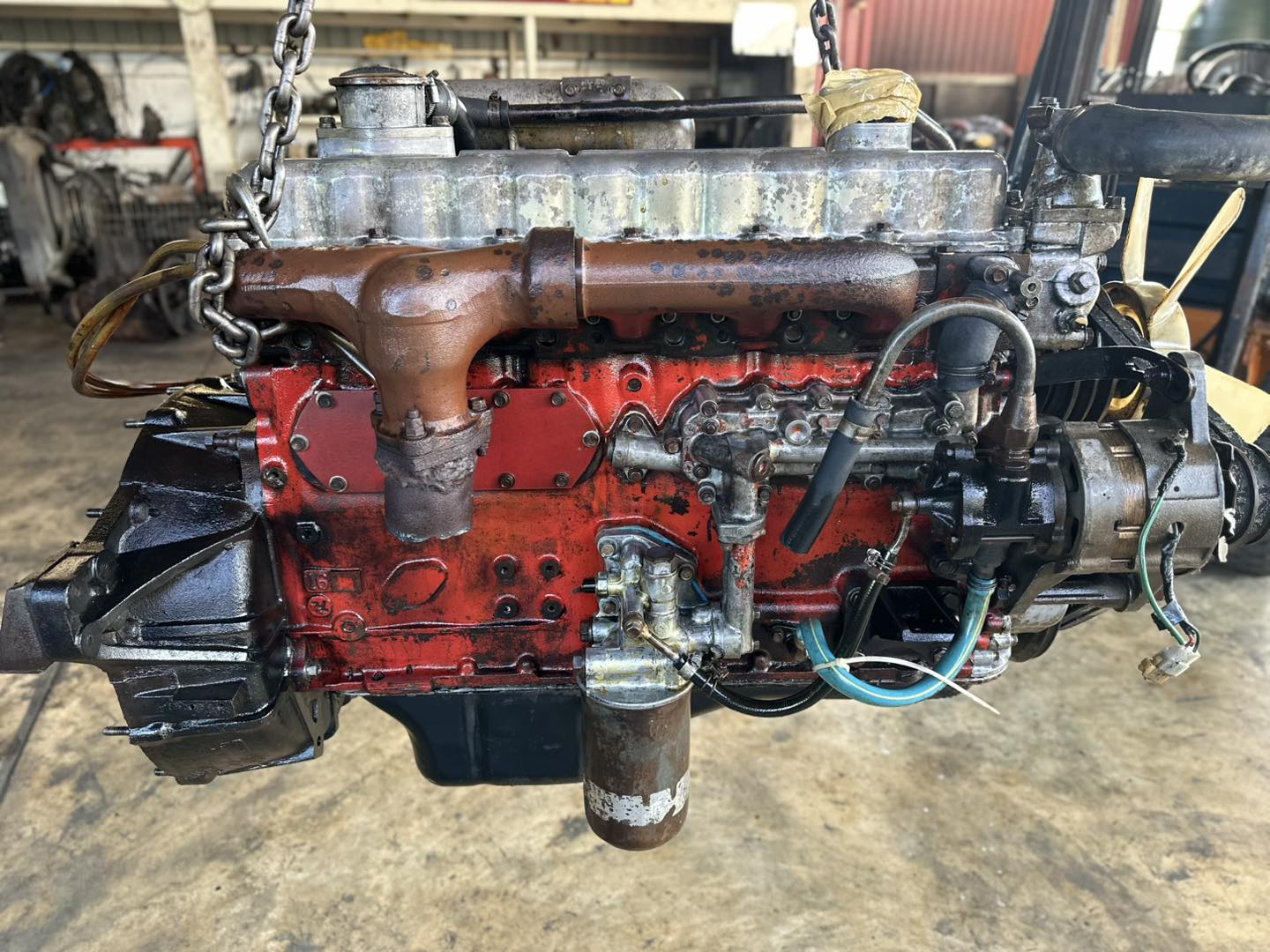 Hino EH700 168 แรงม้า Hino EH700 168 แรงม้า