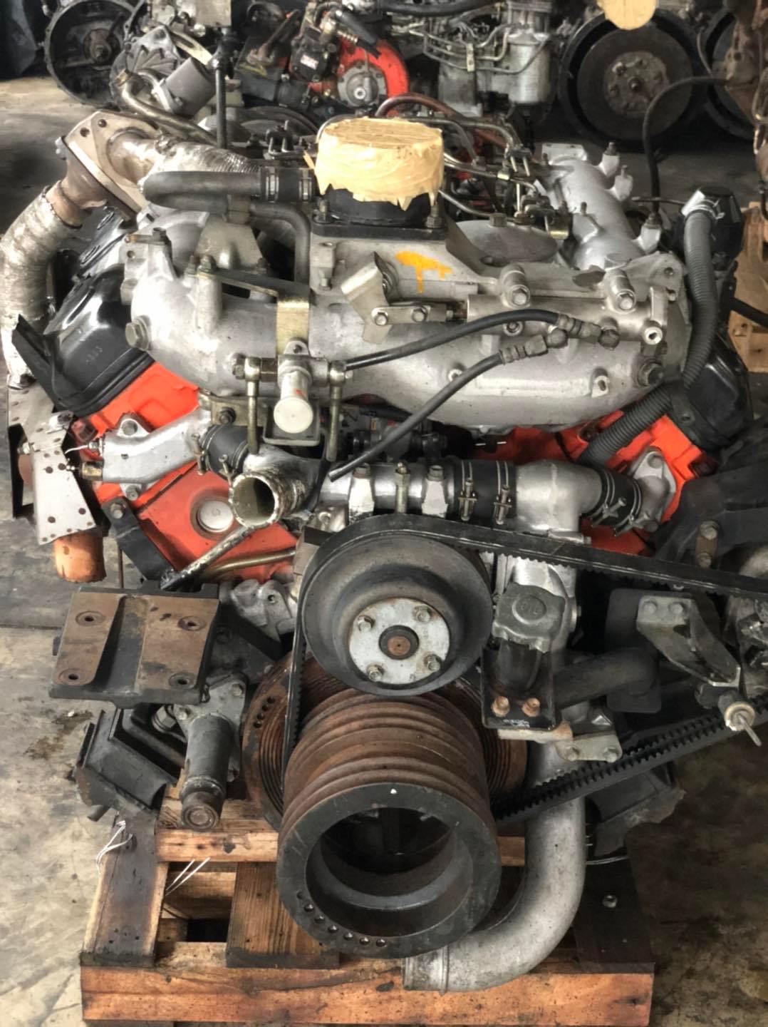 Isuzu 8PE1 V8 285 แรงม้า Isuzu 8PE1 V8 285 แรงม้า