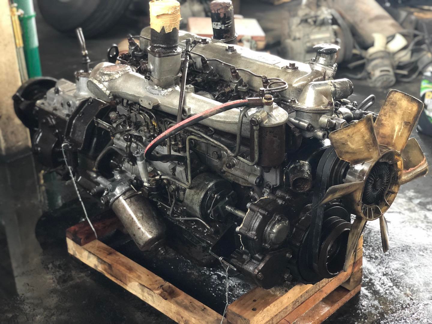 ขายเครื่อง Isuzu 6BF1 170 แรงม้า ขายเครื่อง Isuzu 6BF1 170 แรงม้า