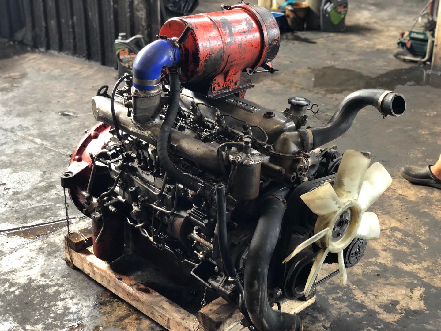 Isuzu 6BB1 145 แรงม้า Isuzu 6BB1 145 แรงม้า