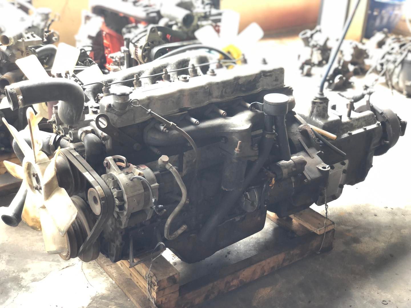 Isuzu 6BD1 JCM 165 แรงม้า Isuzu 6BD1 JCM 165 แรงม้า