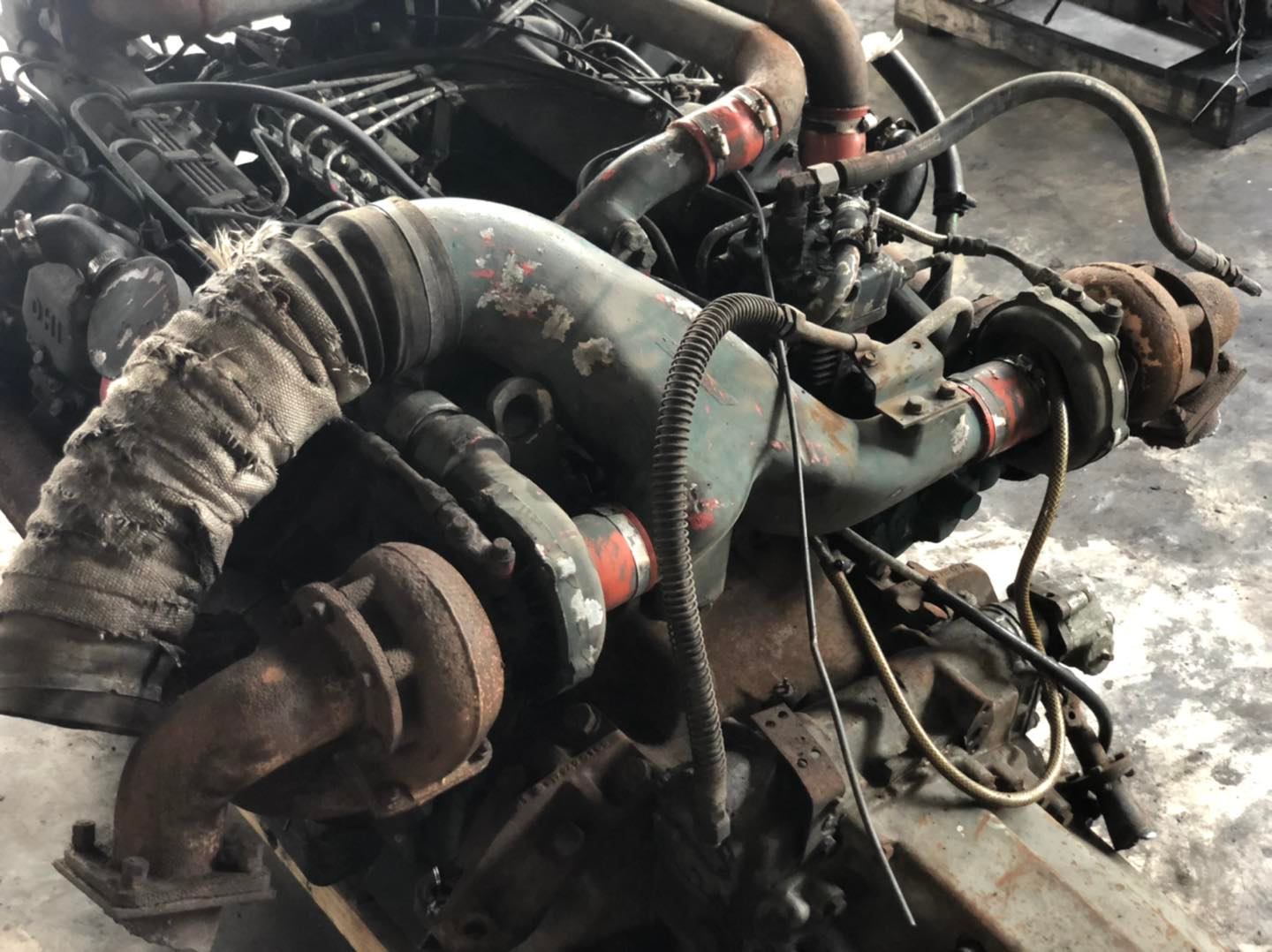 Daewoo DV15 Twin Turbo 420 แรงม้า Daewoo DV15 Twin Turbo 420 แรงม้า