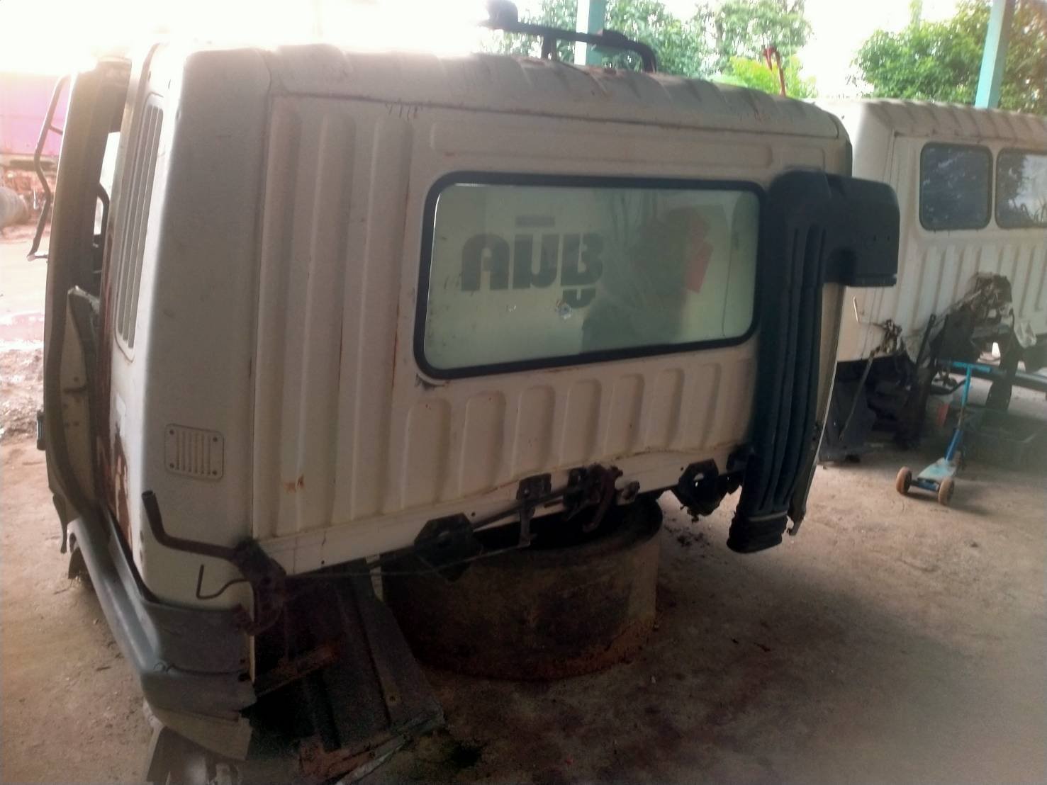 หัวเก๋งสิบล้อ FUSO 627 Misubishi