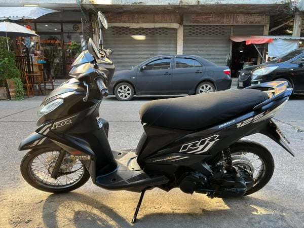 ขาย Yamaha Mio 125i หัวฉีด สวยเข้ม เครื่องเดิมดี ราคา 18500 บาท ขาย Yamaha Mio 125i หัวฉีด สวยเข้ม เครื่องเดิมดี ราคา 18500 บาท