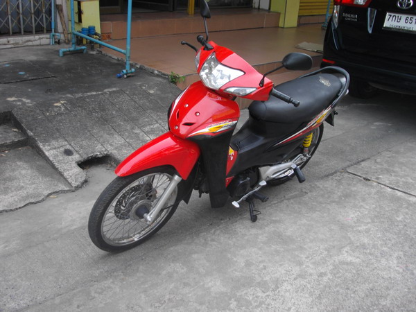 ขาย HONDA WAVE 100S สตาร์ทมือ สวยสด เครื่องดีเยี่ยม 18500 บาท