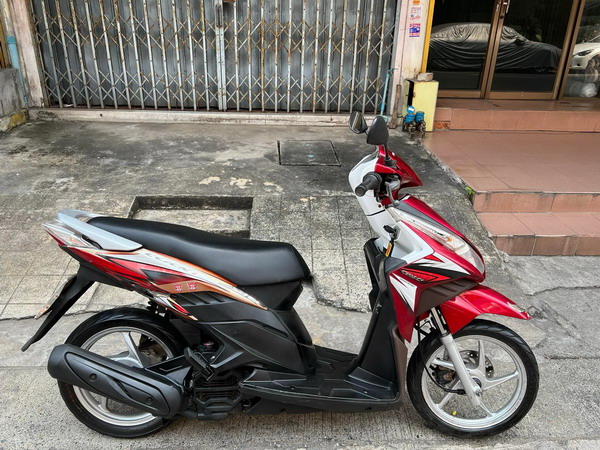ขาย Click 110i ตัวท็อป ล้อแม็ก คอมบายเบรค เครื่องดีมาก ภาษีปี66 ราคา 17000 บาท