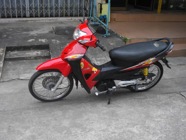 ขาย HONDA WAVE 100S สตาร์ทมือ สวยสด เครื่องดีเยี่ยม 18500 บาท