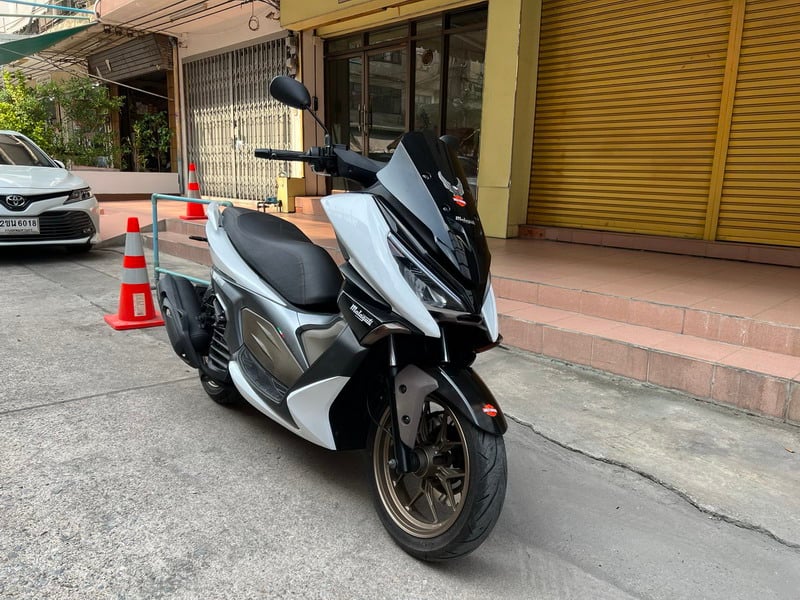 Malaguti Madison 150 ภาษี68 สวยน้องๆป้ายแดง เครื่องสดมาก มีประกันรถ2+ และประกันศูนย์ ราคา 36500 บาท