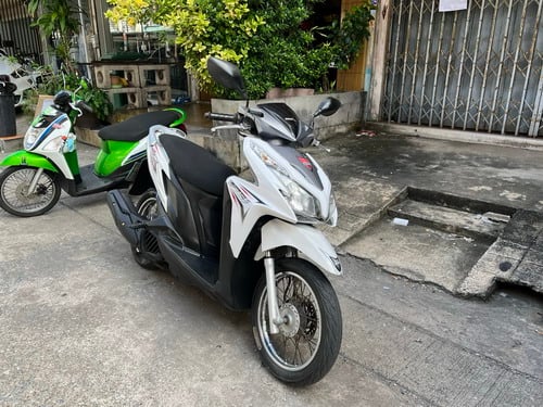ขาย Honda Click 125i หัวฉีด สวยเด่น เครื่องดี ราคา 18500 บาท ขาย Honda Click 125i หัวฉีด สวยเด่น เครื่องดี ราคา 18500 บาท