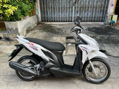 ขาย Honda Click 125i หัวฉีด สวยเด่น เครื่องดี ราคา 18500 บาท ขาย Honda Click 125i หัวฉีด สวยเด่น เครื่องดี ราคา 18500 บาท