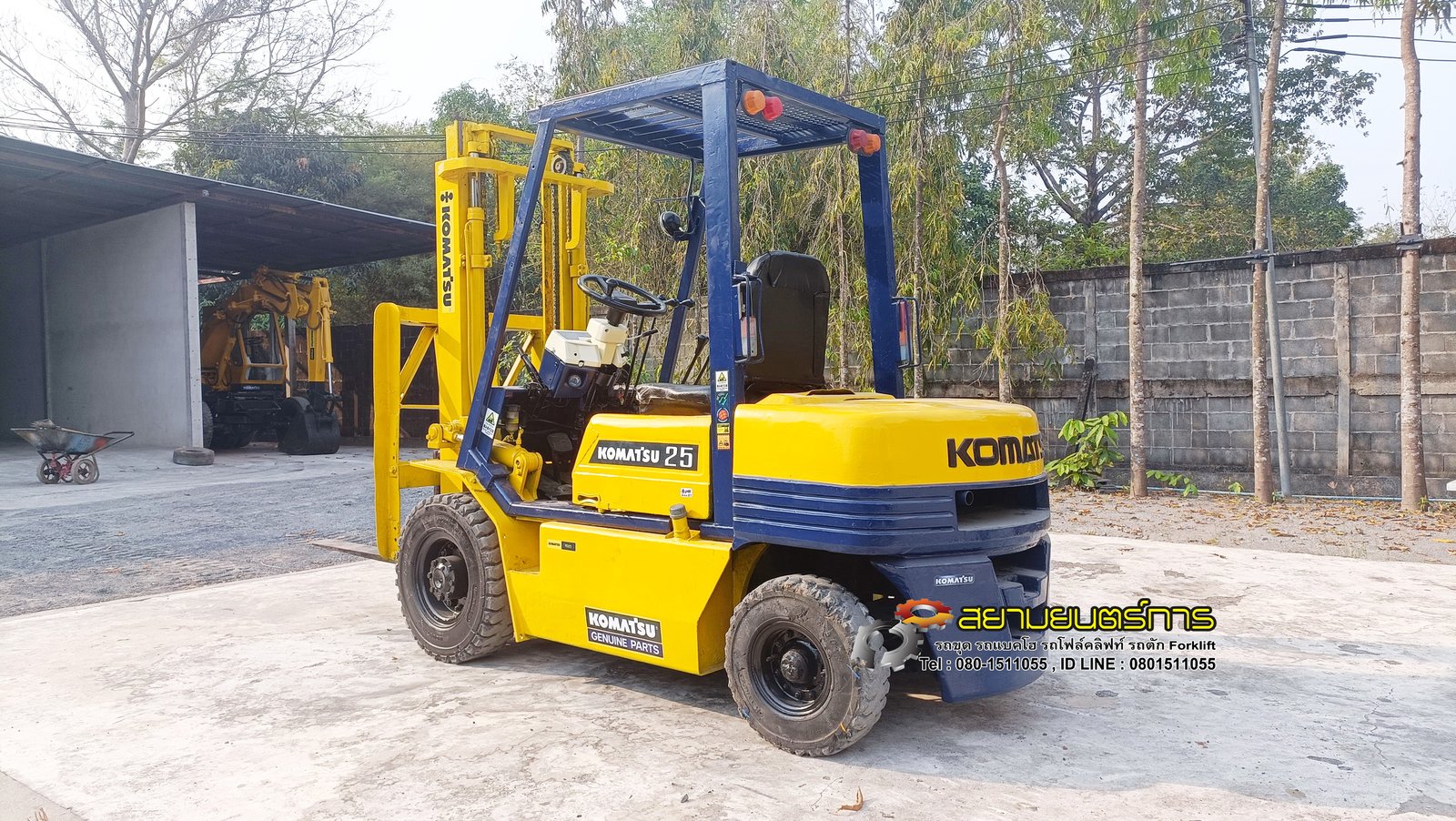 ขาย รถโฟล์คลิฟท์ Forklift Komatsu FD25-11 พิกัดยก 2.5 ตัน สูง 3 เมตร เครื่องยนต์ดีเซล ขาย รถโฟล์คลิฟท์ Forklift Komatsu FD25-11 พิกัดยก 2.5 ตัน สูง 3 เมตร เครื่องยนต์ดีเซล