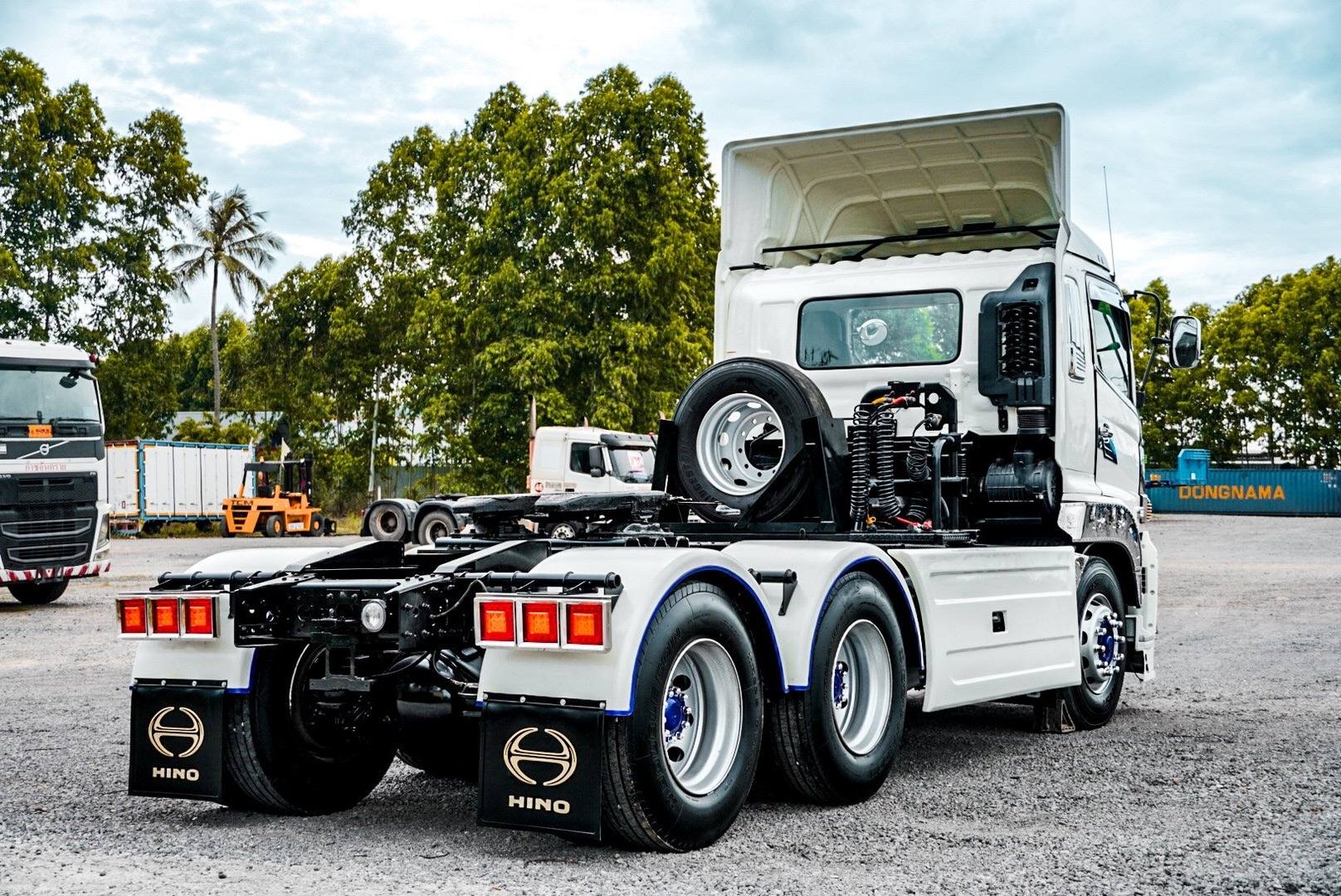 หัวลาก HINO VICTOR 344 ปี 62 คัสซีรู 2 แถว #QW หัวลาก HINO VICTOR 344 ปี 62 คัสซีรู 2 แถว #QW