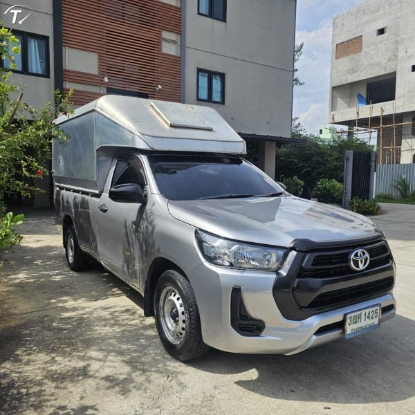 Toyota Revo 2.8 มีตู้ เสริมแหนบแล้วพร้อมใช้งาน