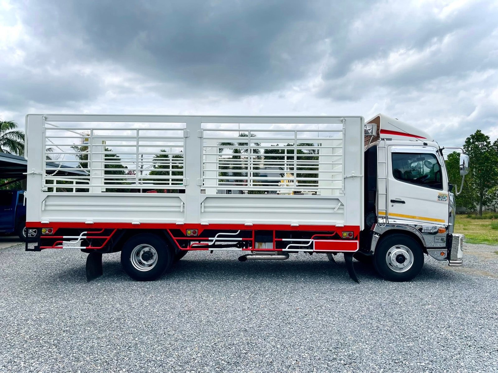 6 ล้อ HINO 500 DOMINATOR FC9J 175 แรงเทอร์โบ ปี 2565 #QW 6 ล้อ HINO 500 DOMINATOR FC9J 175 แรงเทอร์โบ ปี 2565 #QW