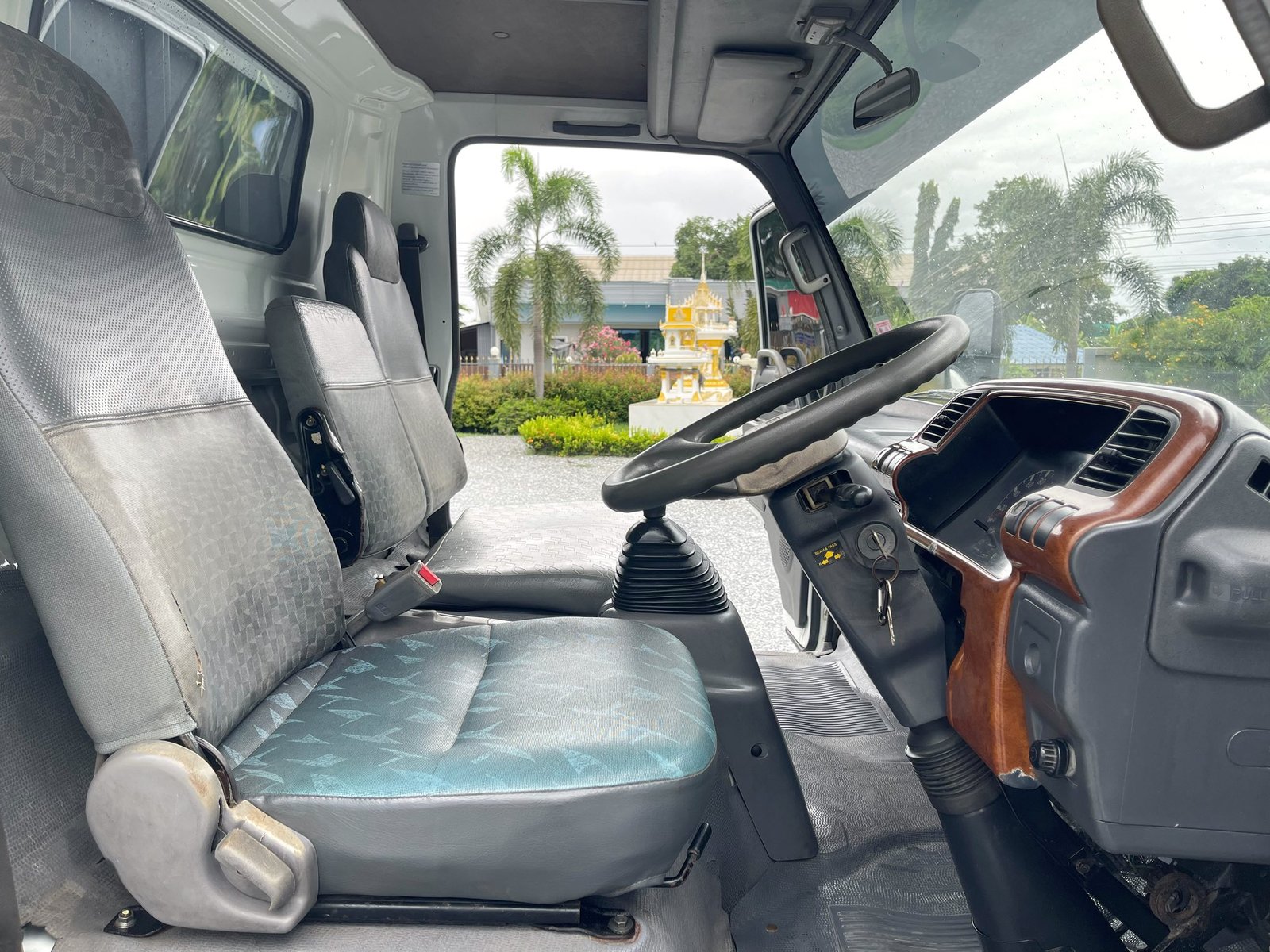 6 ล้อตาเพชร ISUZU NQR 150 แรงเทอร์โบ ปี 2548 #QW