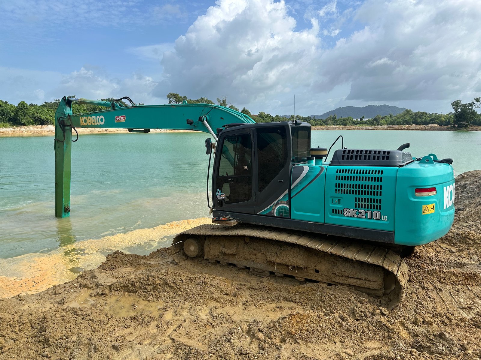 ขายดาวน์ KOBELCO SK210LC-10