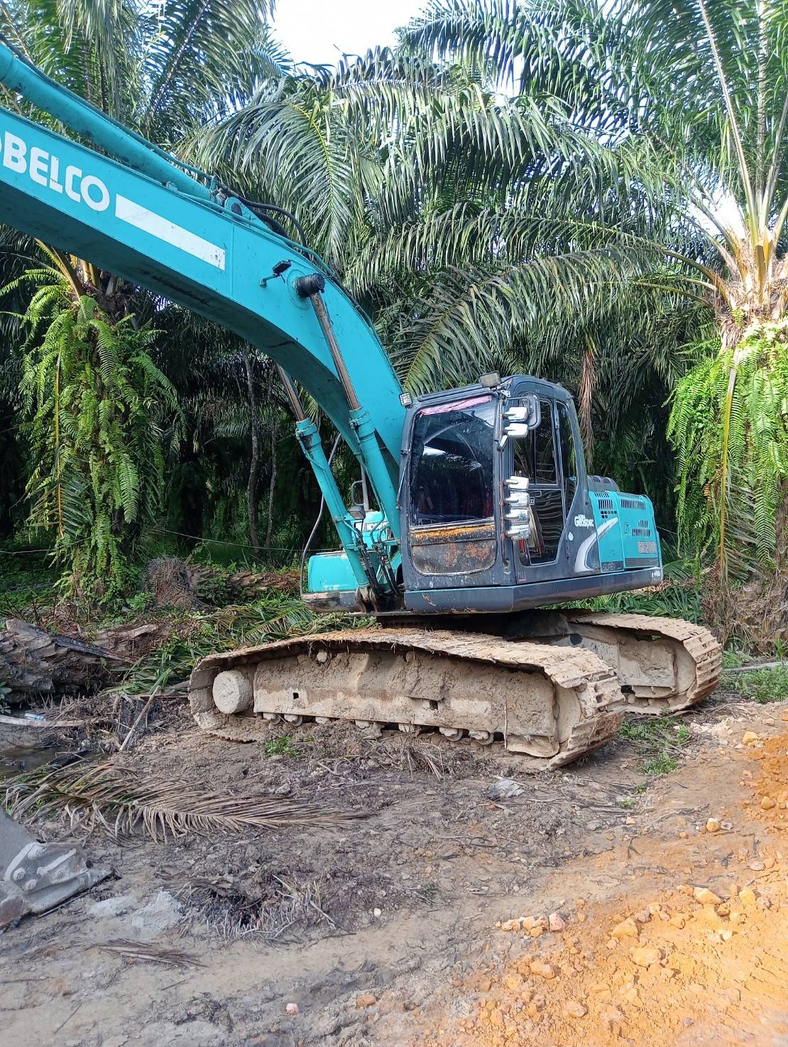 ขายรถแบคโฮ KOBELCO SK200-8 YN12 SUPER