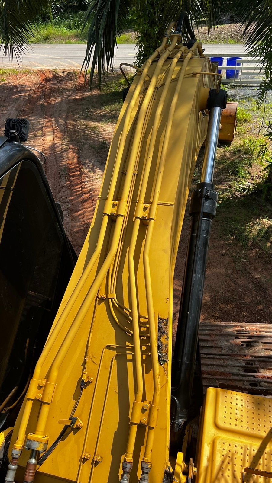 CAT 320D ใช้งานน้อย CAT 320D ใช้งานน้อย
